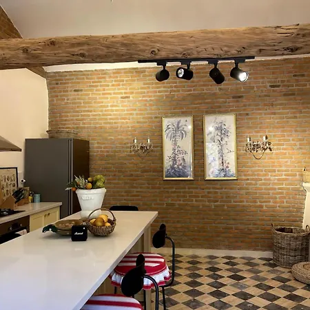 Merian's House Vilă